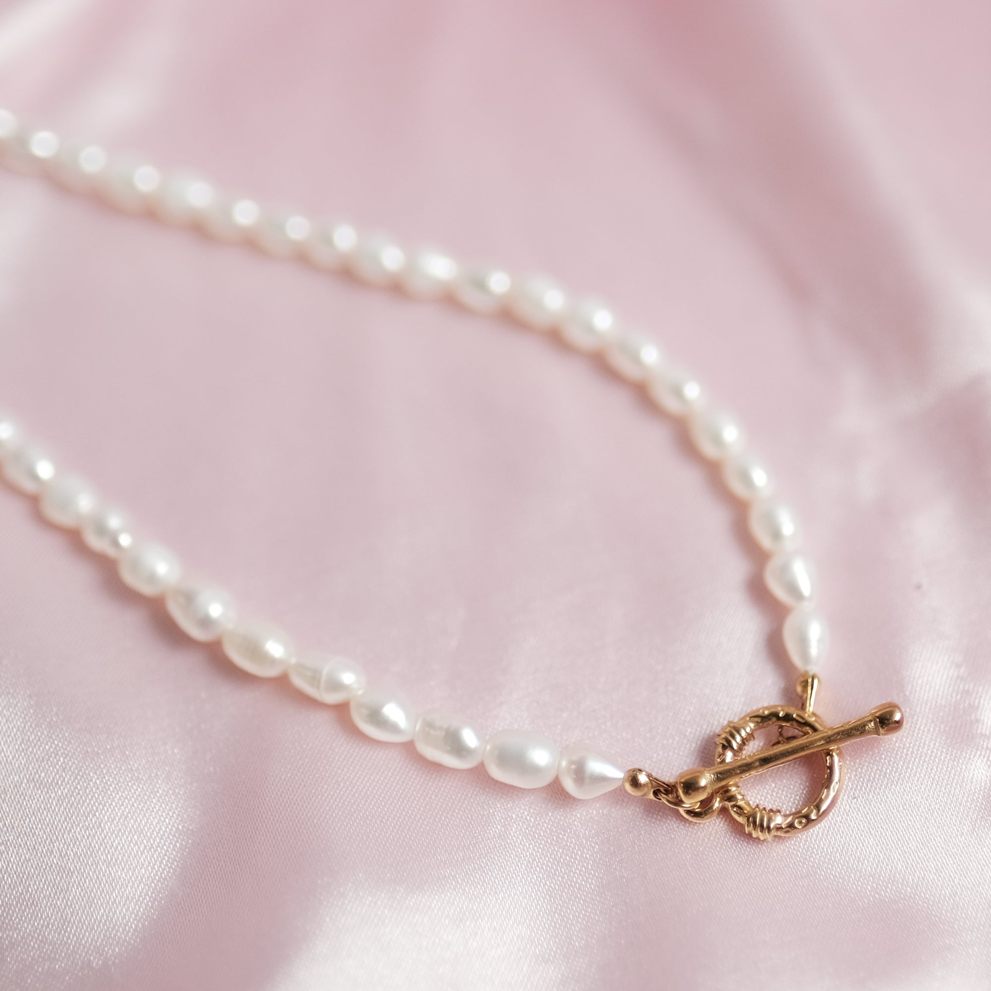 MOKMOK JEWELRY Real Organic Freshwater Full Pearl Toggle Clasp Necklace