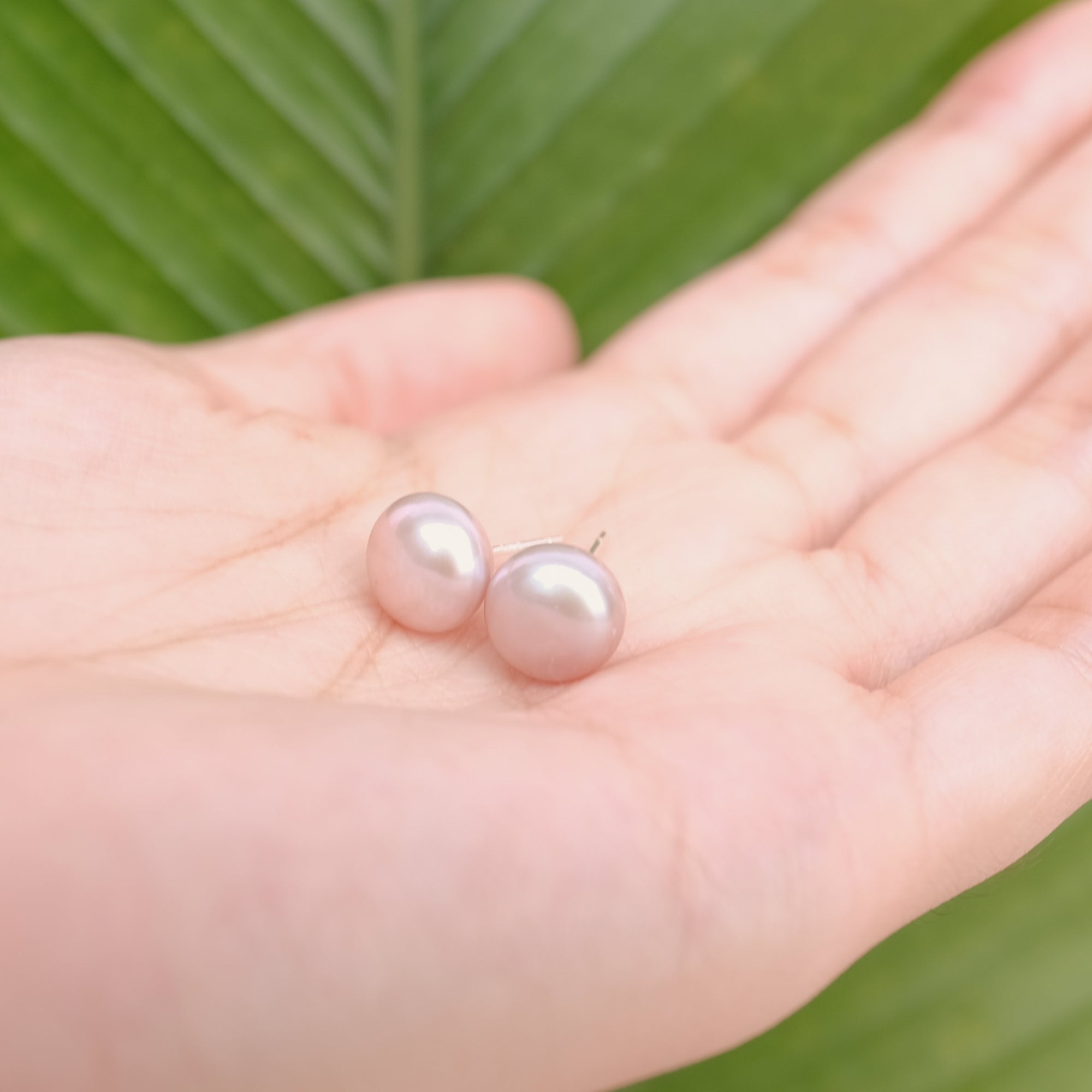 MOKMOK JEWELRY Lavender Purple Natural 10mm Freshwater Pearls 4A grade - on 100% 925 Sterling Silver posts