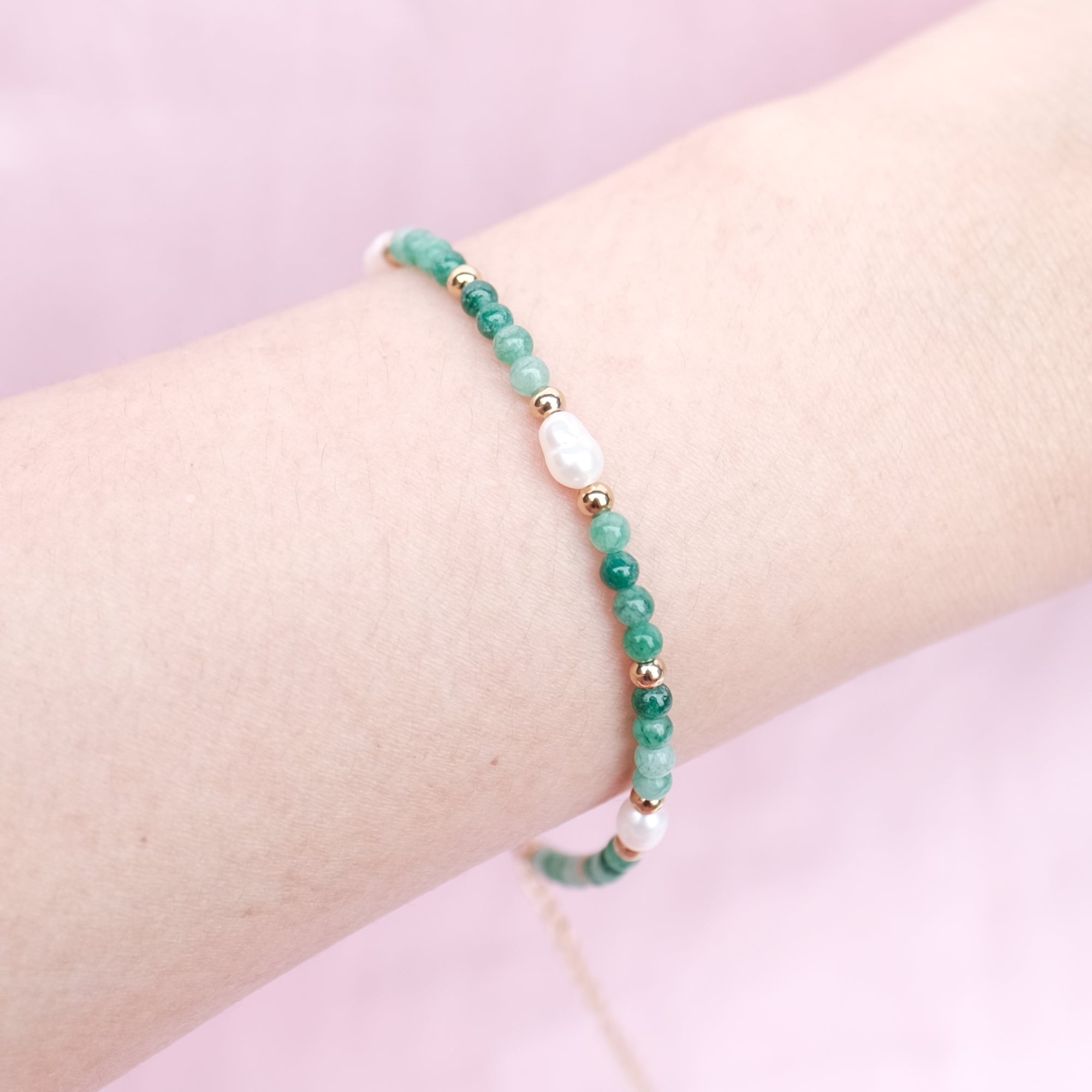 MOKMOK JEWELRY Green Chalcedony and Real Freshwater Pearl Bracelet