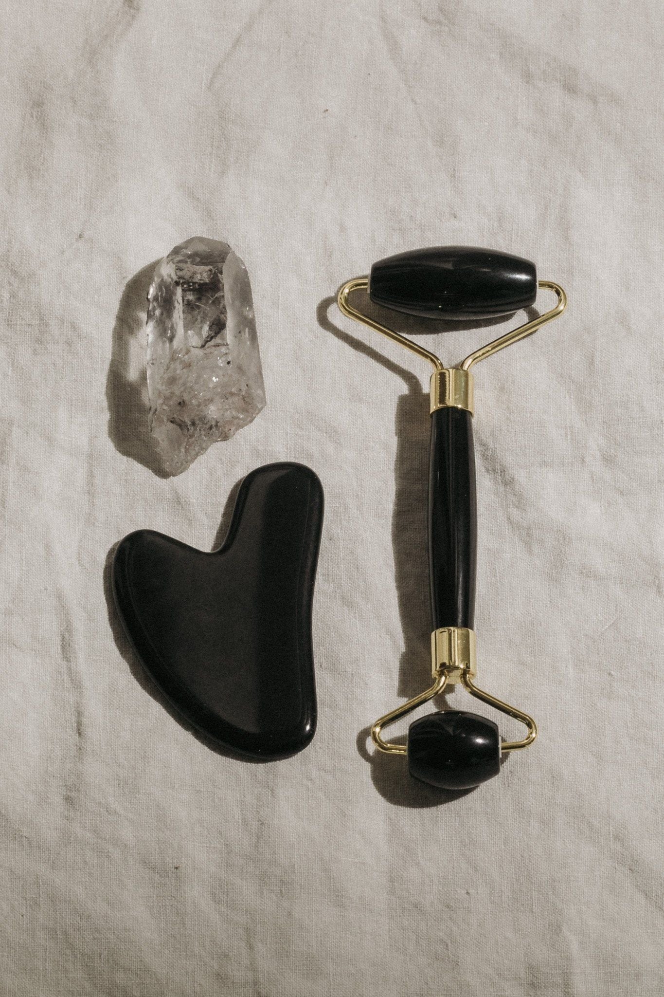 Rose Quartz Guasha Face Roller Massager Set