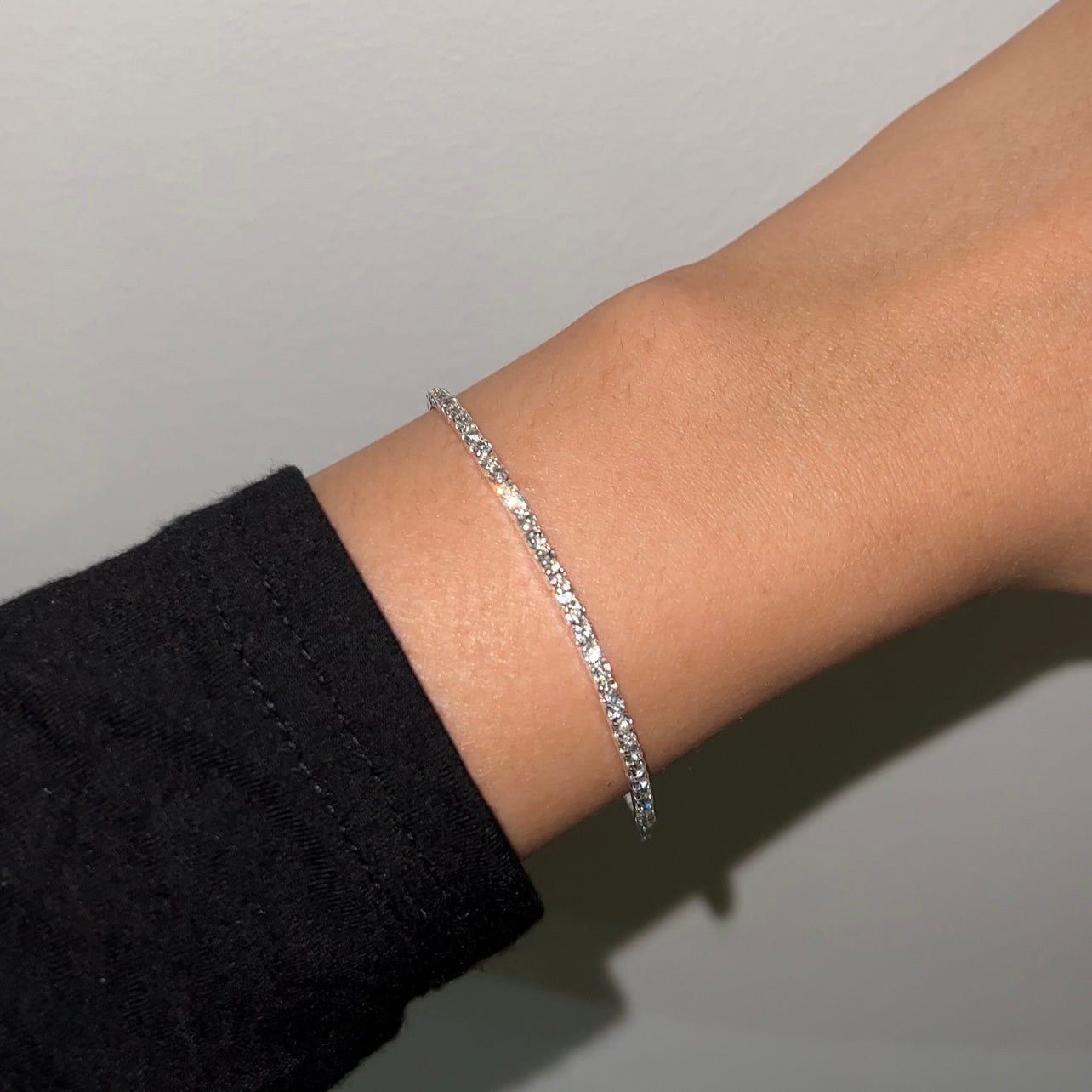 MOKMOK JEWELRY Valentine Dainty Sparkling Elastic Tennis Bracelet - Free Size