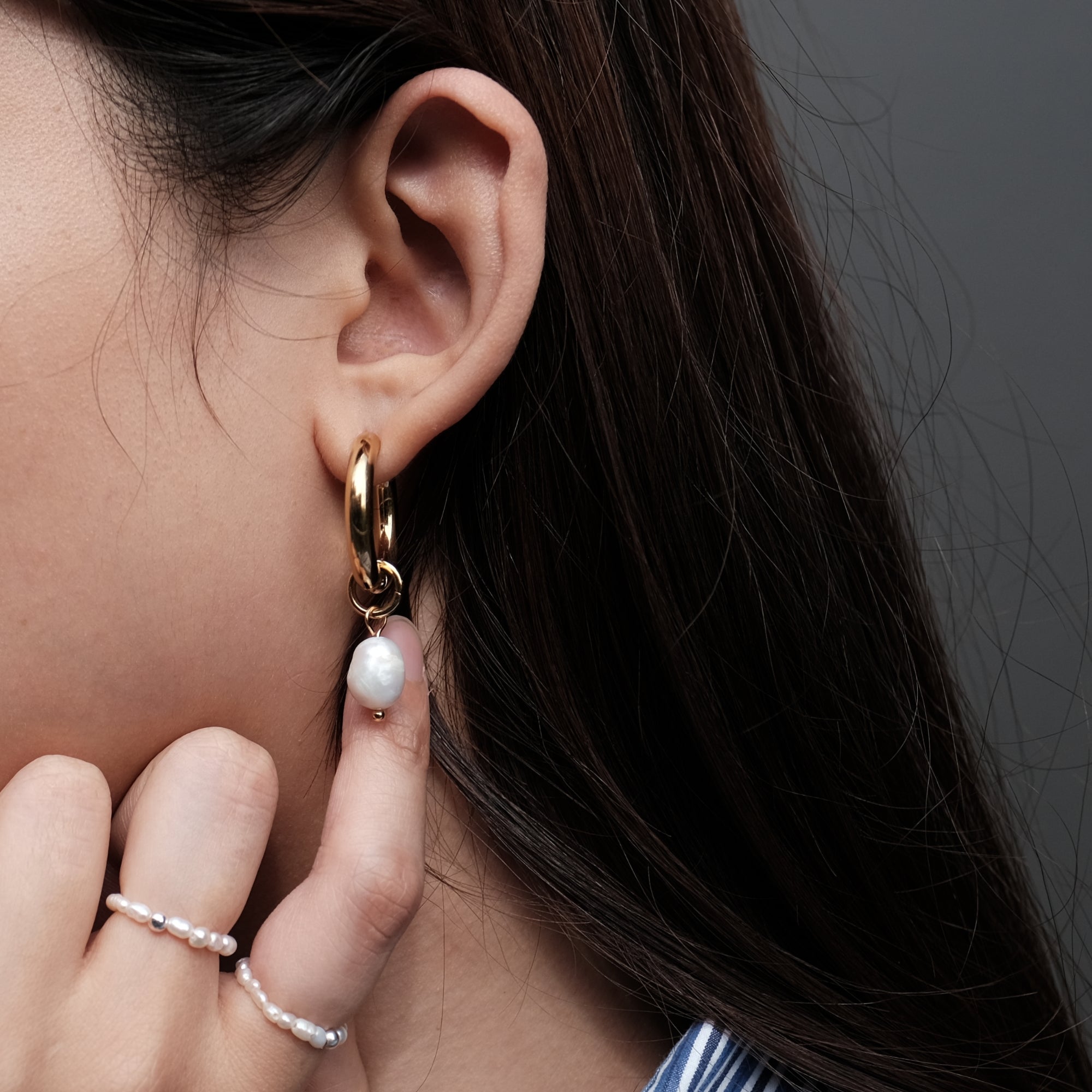 Baroque Pearl Gold Hoop Earrings