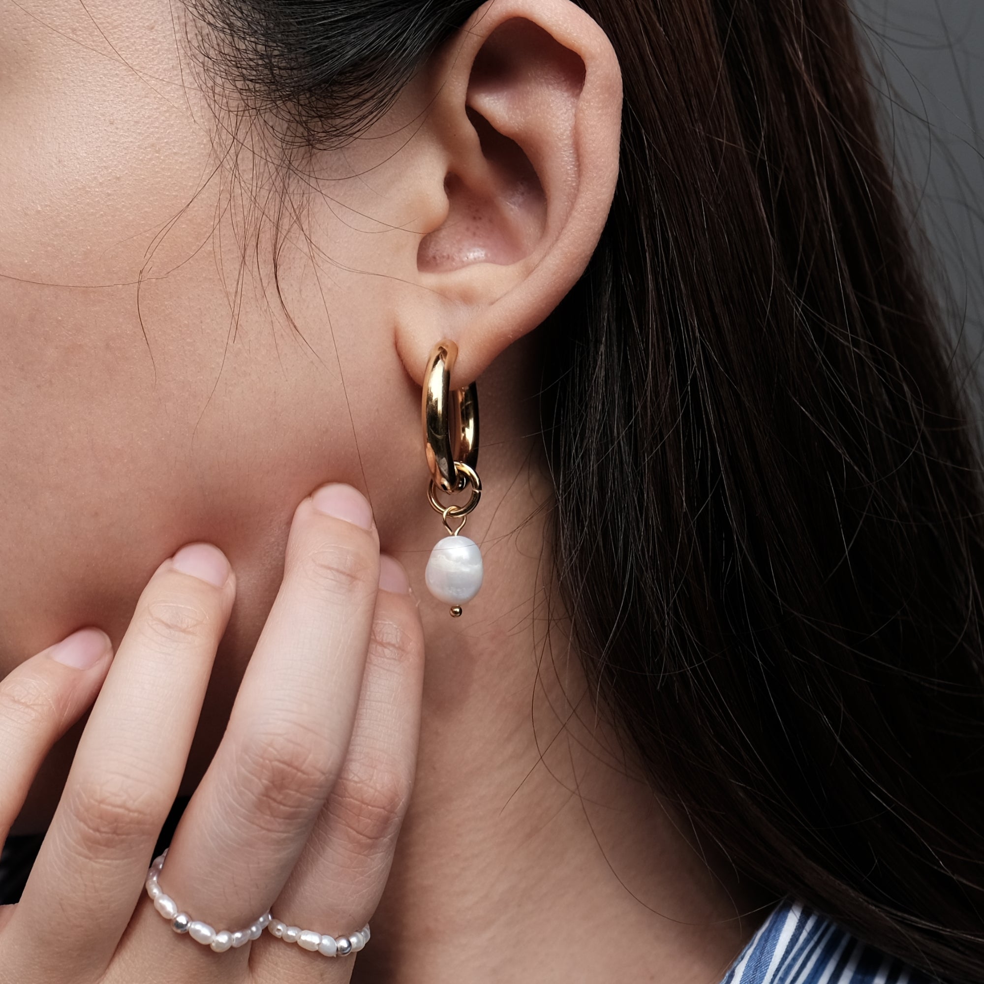 Baroque Pearl Gold Hoop Earrings