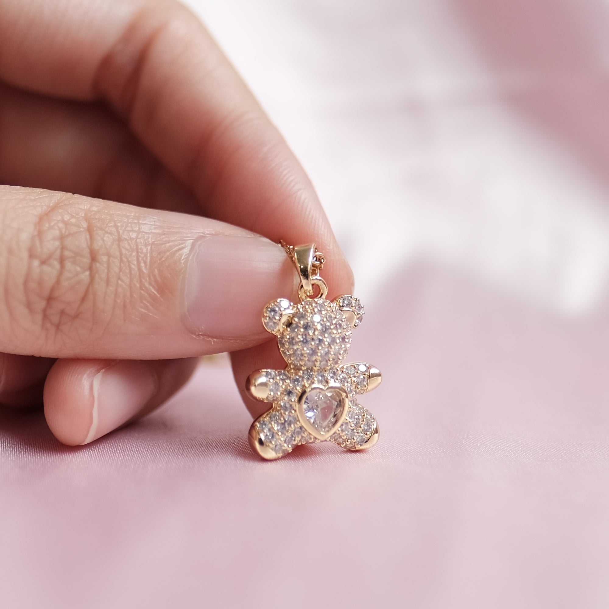 MOKMOK JEWELRY Gold Sparkly Gummy Bear Teddy Necklace Center Zirconium Diamond