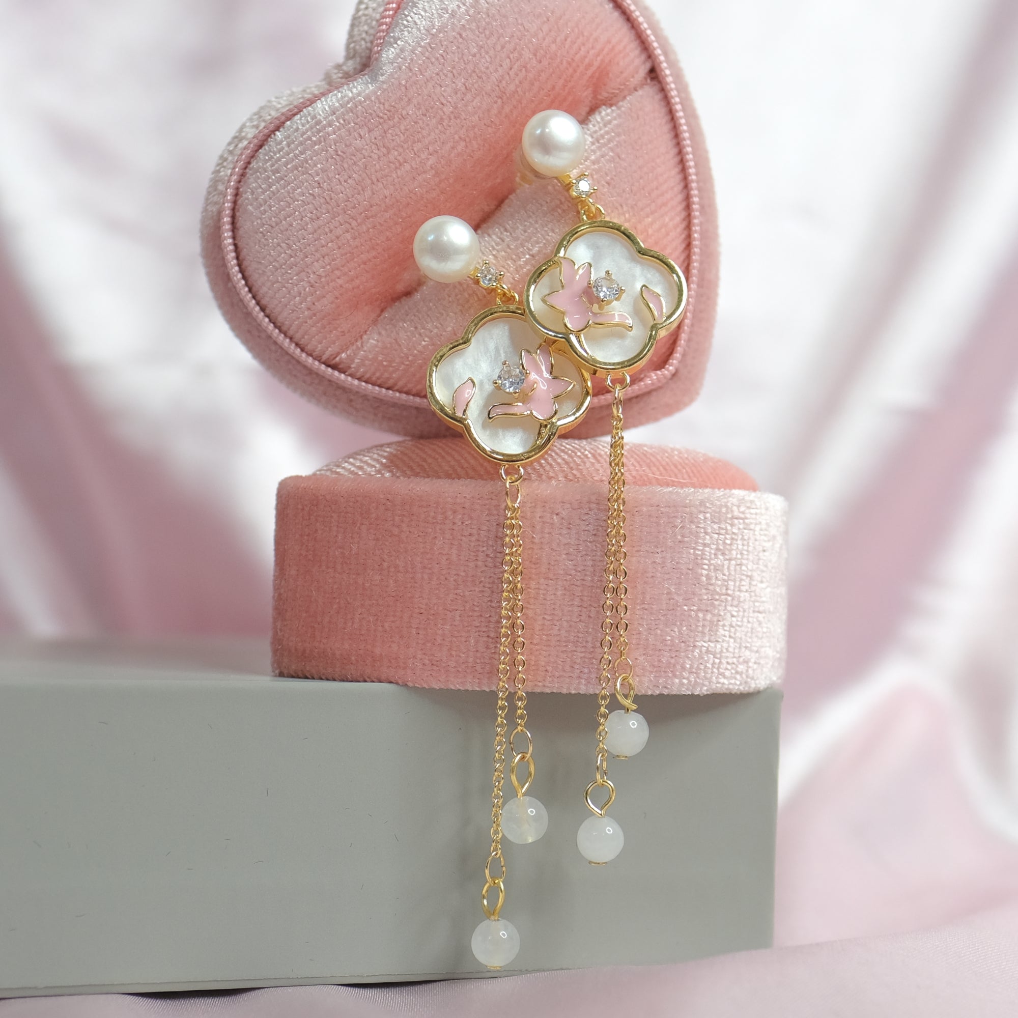 MOKMOK JEWELRY Limited Edition Real Freshwater Pearl Earrings -Mother of Pearl Abalone Shell 100% 925 Sterling Silver Earrings