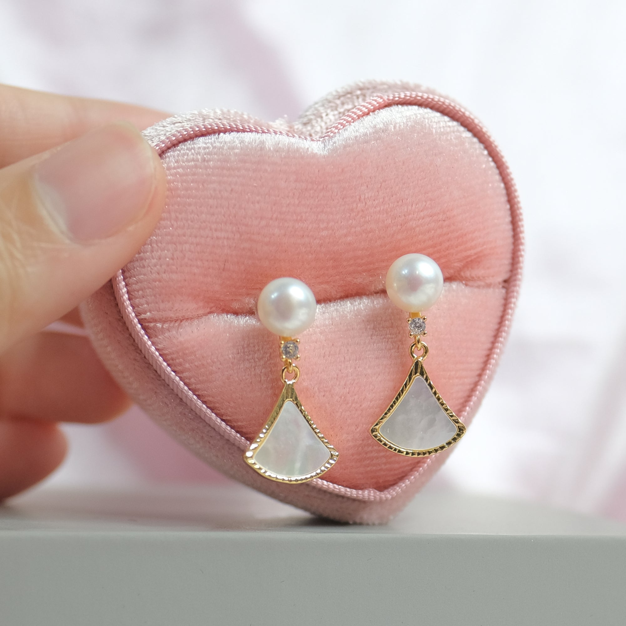 MOKMOK JEWELRY Limited Edition Real Freshwater Pearl Earrings -Mother of Pearl Abalone Shell 100% 925 Sterling Silver Earrings