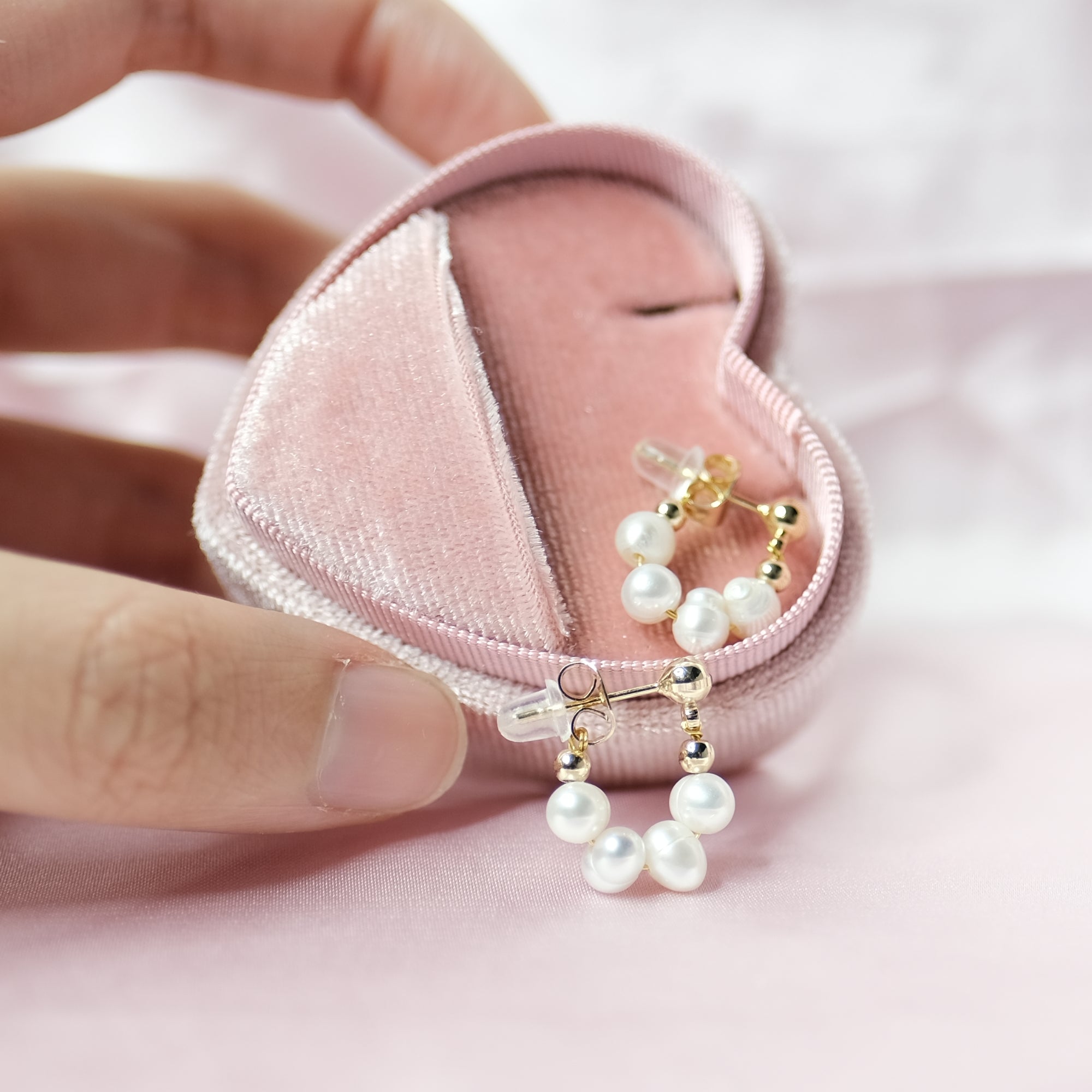 MOKMOK JEWELRY 100% 925 Sterling Silver Freshwater Pearl Elegant Earrings - 18k Gold Covered