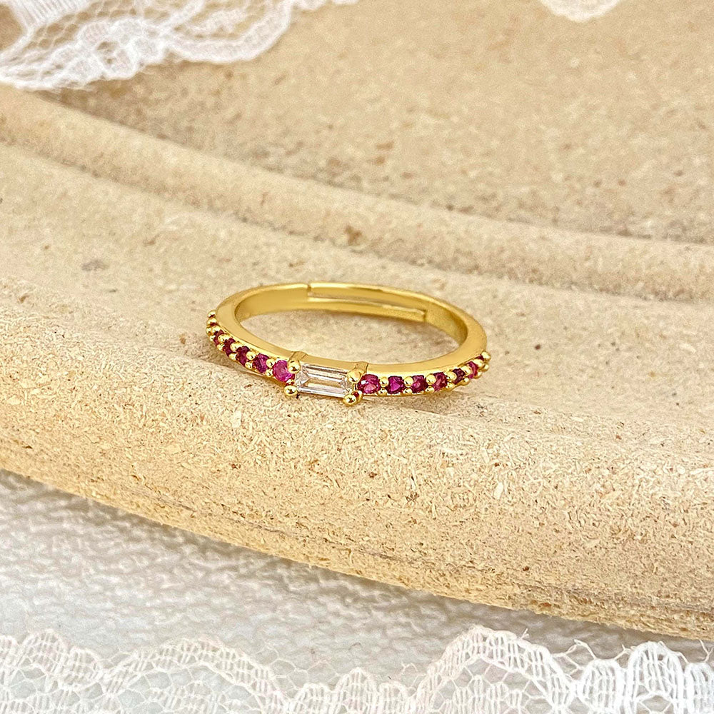 Mia Ring