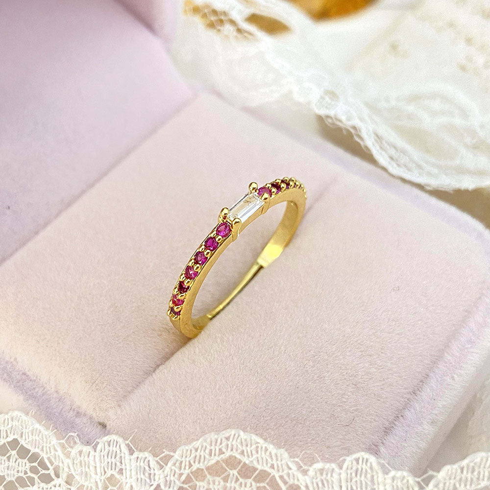 Mia Ring