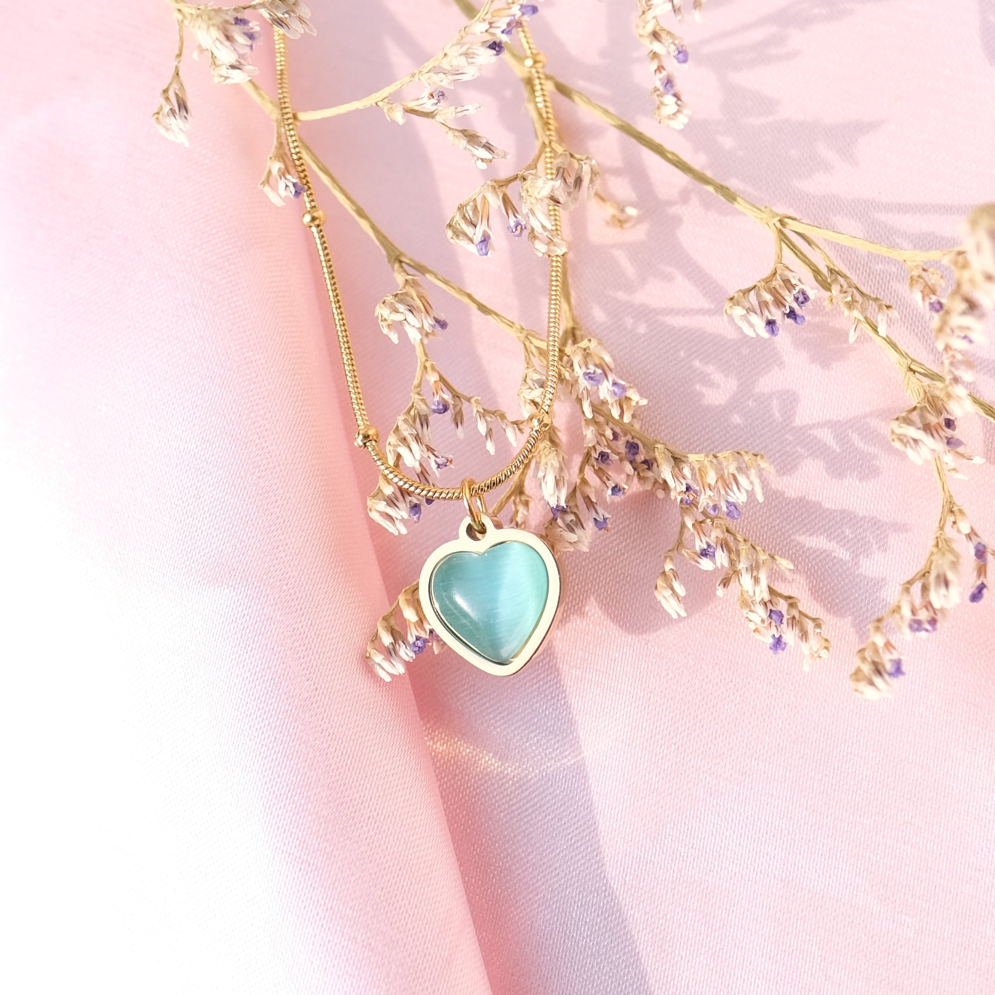 Blue Cat Eye Crystal Heart Necklace - 18k gold-plated stainless steel chain