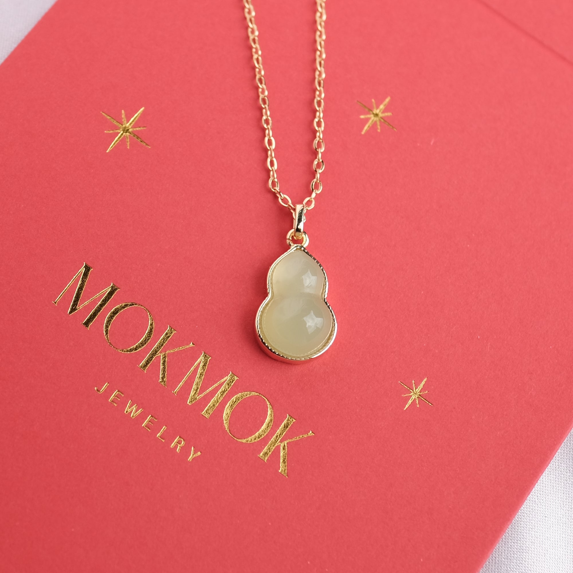 MOKMOK JEWELRY Green Jade Fortune Protection Hulu Gourd Necklace