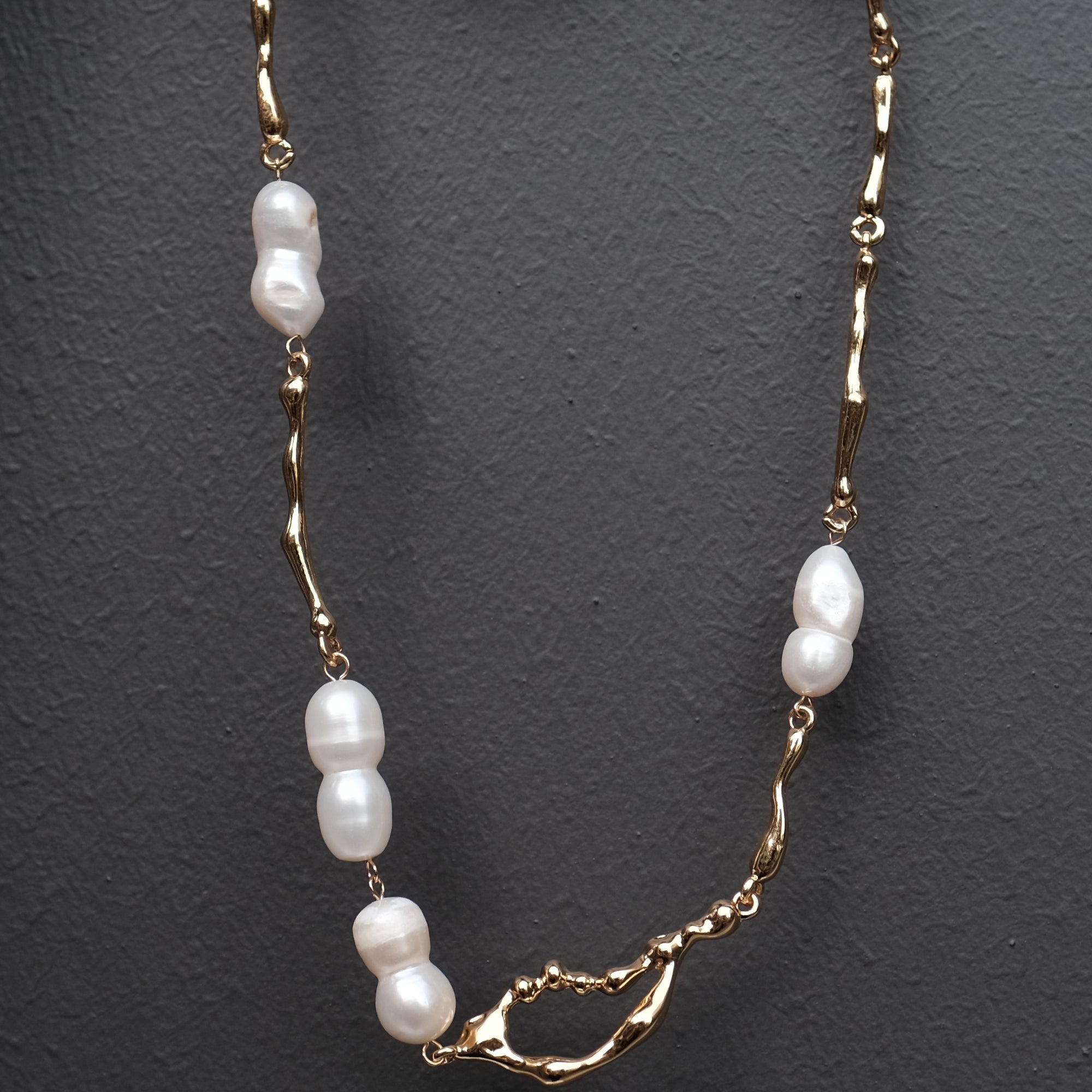 Vintage Pearl Hardware Necklace