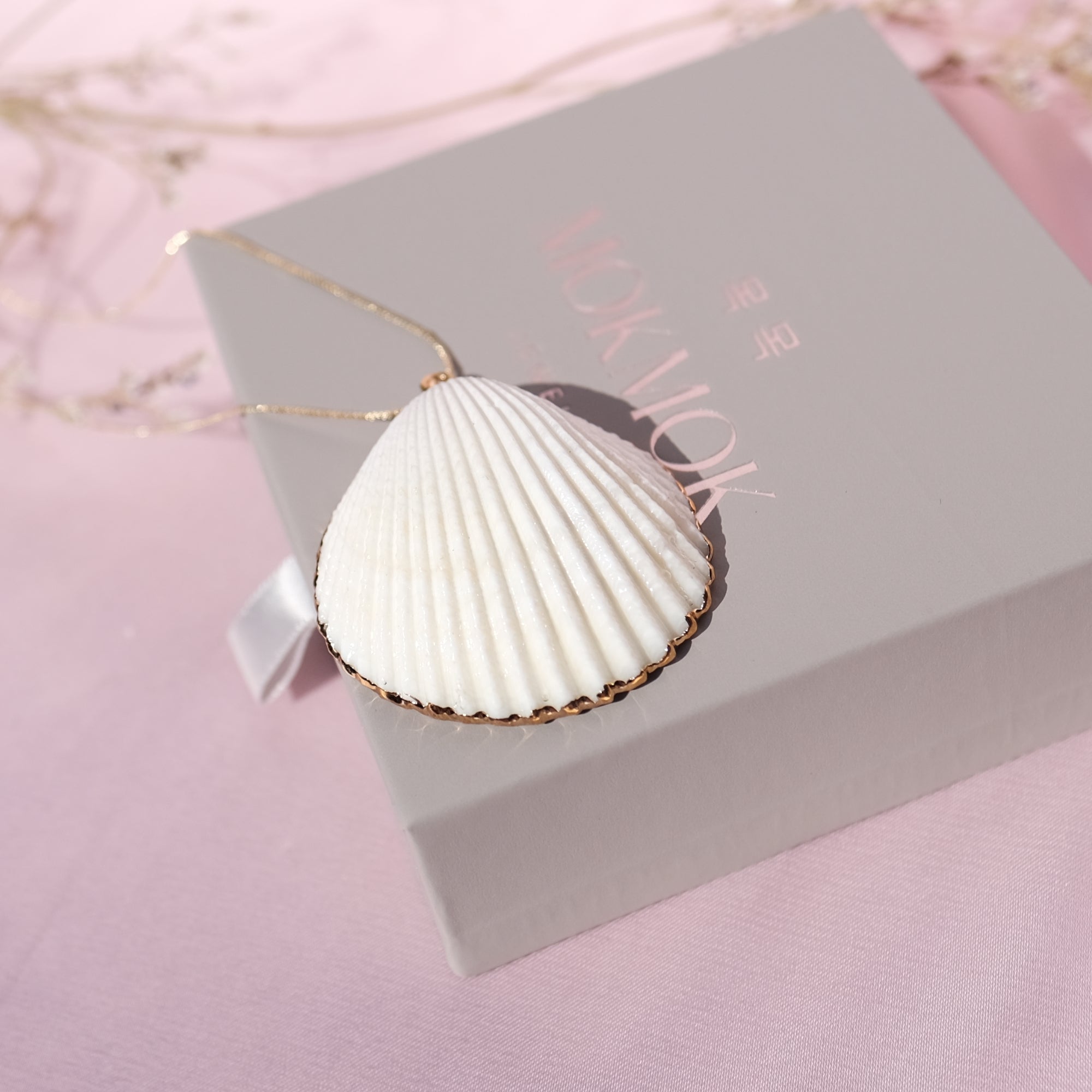 Real Scallop Shell Necklace